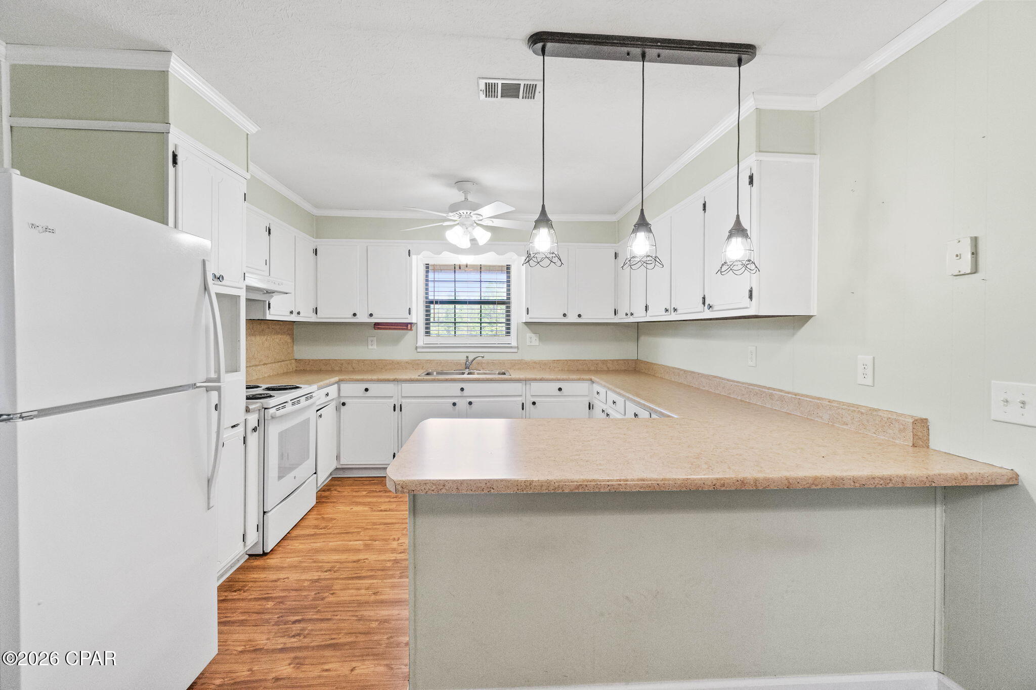 720 Candy Kitchen Road Cottondale, FL 32431 - Photo 11 of 33