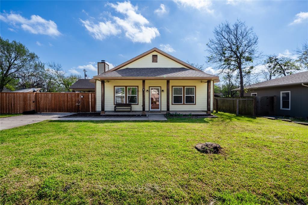 105 South 6th Street Celeste, TX 75423 - Photo 32 of 34 a front view of a house with a yard