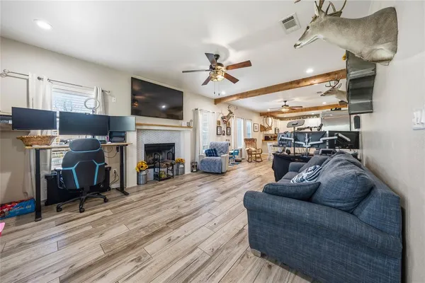$300,000 | 105 South 6th Street, Celeste, TX 75423