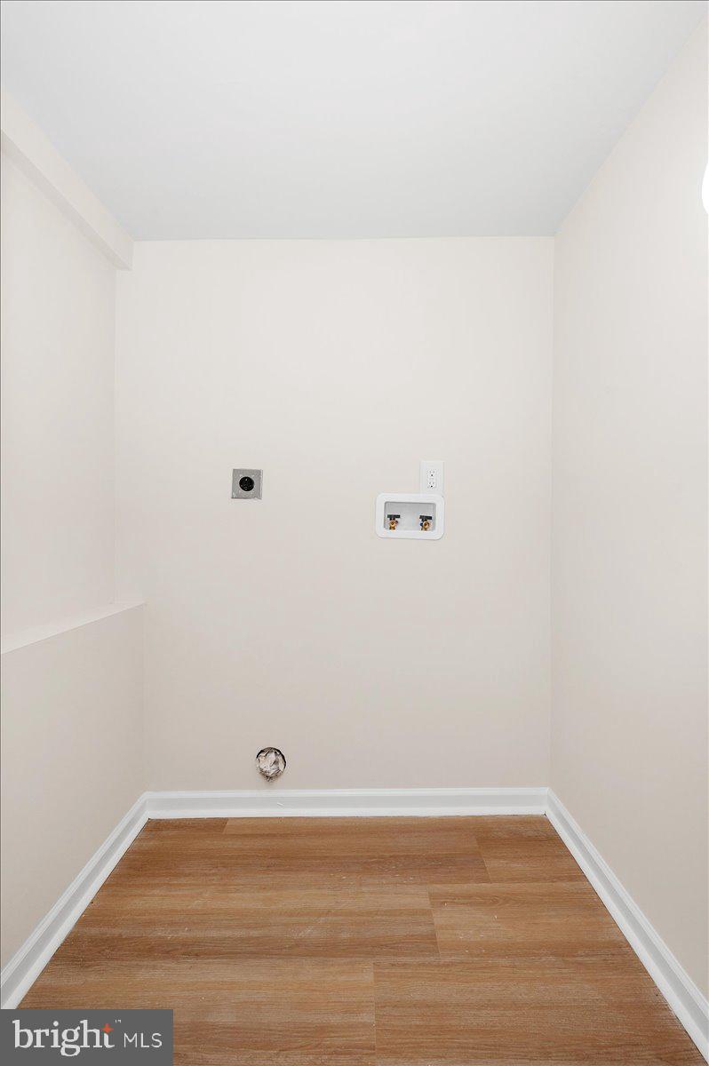 9932 Kelly Road Frederick, MD 21701 - Photo 32 of 74 a view of a small space