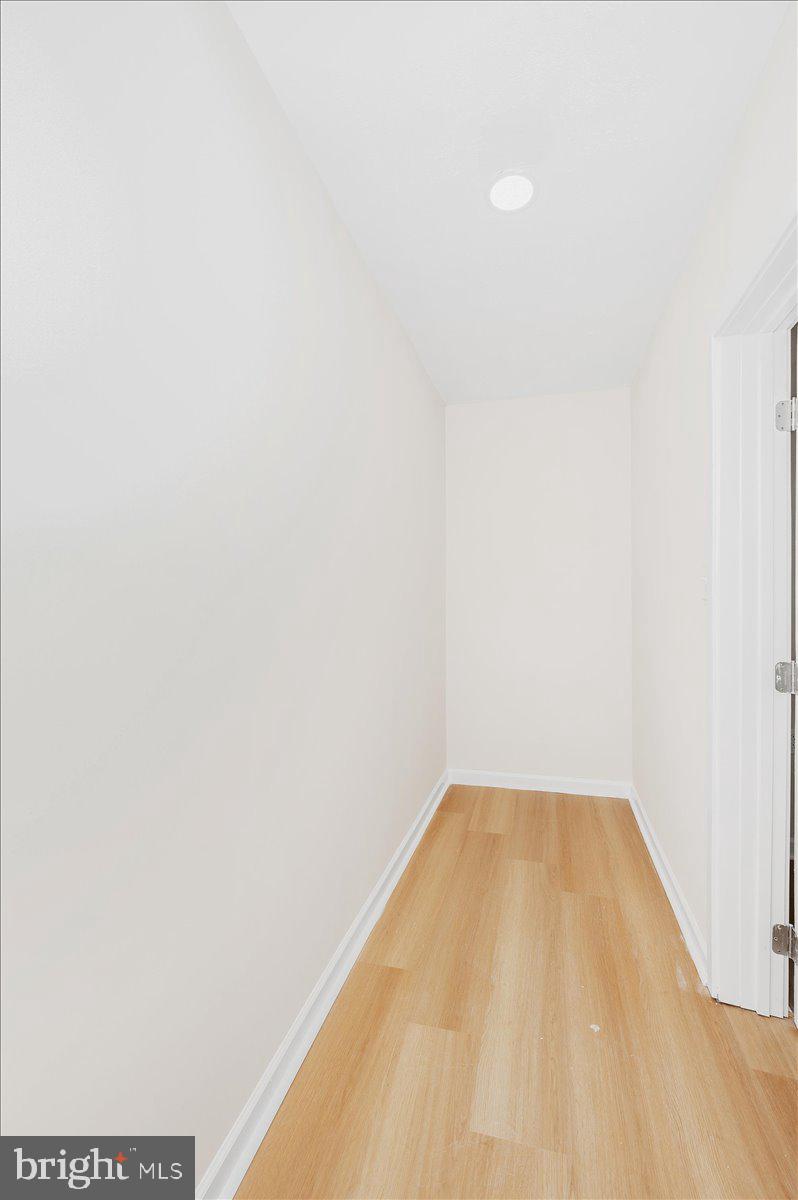 9932 Kelly Road Frederick, MD 21701 - Photo 39 of 74 a view of a big room