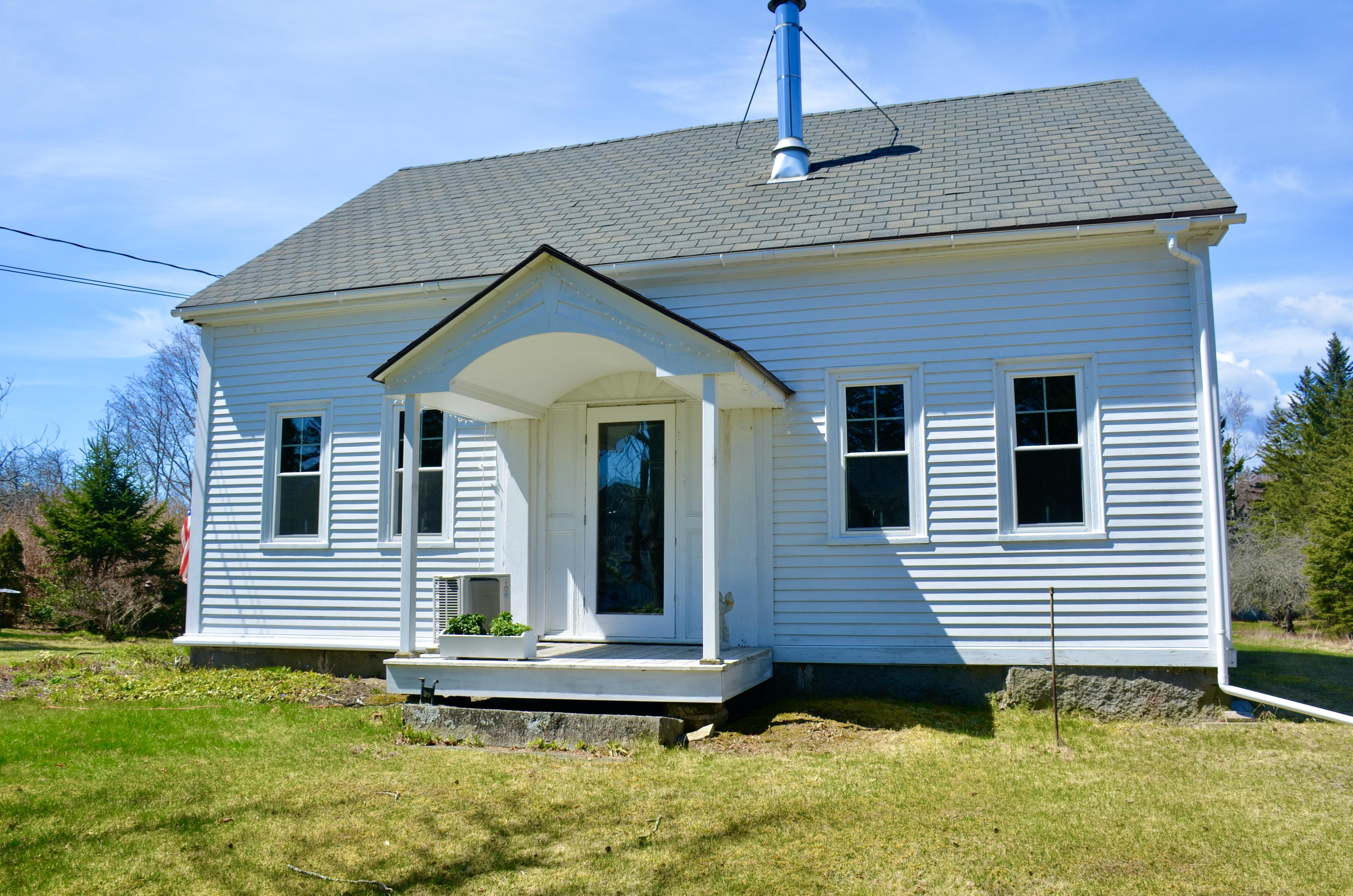 325 Turkey Cove Road St. George, ME 04860 - Photo 3 of 26 04BC1BB0-7DF9-41E4-B1FC-41491C656BA9_1_2