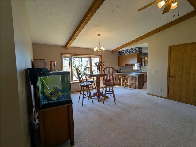 $525,000 | 1277 200th Street, Hiawatha, KS 66434