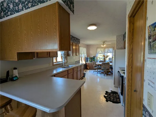 $525,000 | 1277 200th Street, Hiawatha, KS 66434