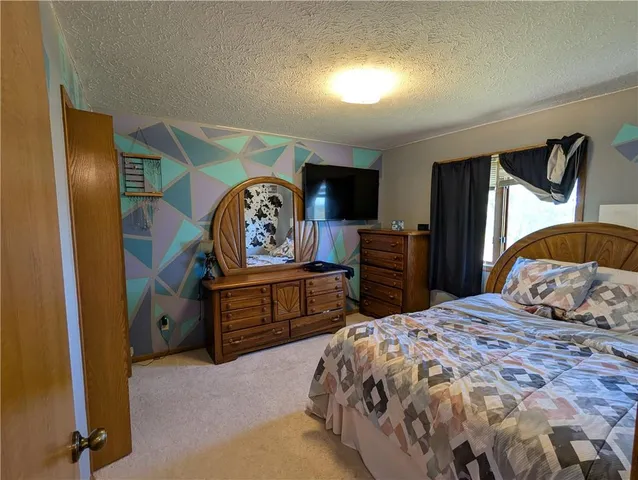 $525,000 | 1277 200th Street, Hiawatha, KS 66434