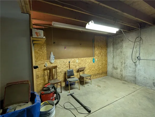 $525,000 | 1277 200th Street, Hiawatha, KS 66434