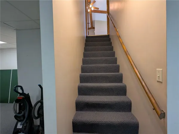 $525,000 | 1277 200th Street, Hiawatha, KS 66434