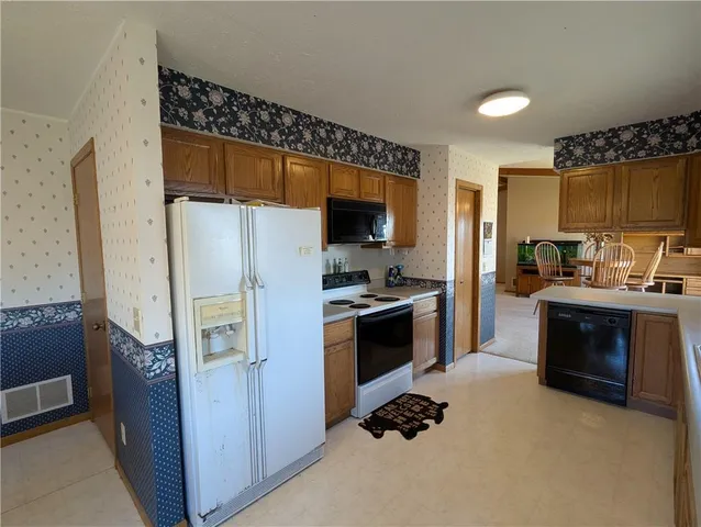 $525,000 | 1277 200th Street, Hiawatha, KS 66434