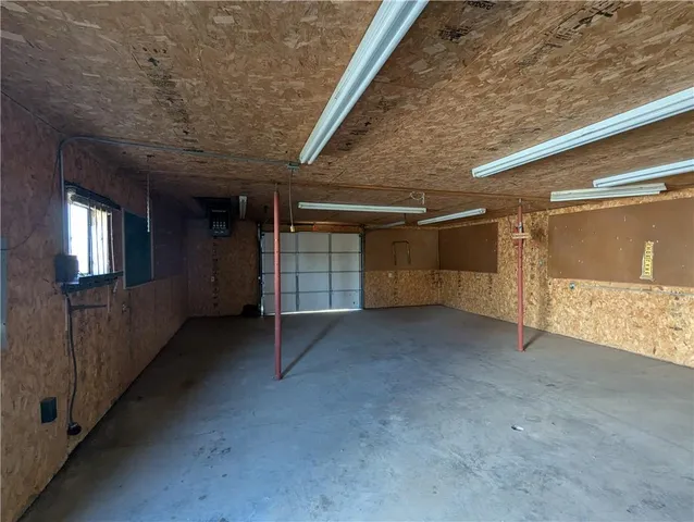 $525,000 | 1277 200th Street, Hiawatha, KS 66434