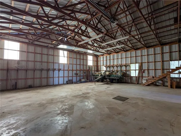 $525,000 | 1277 200th Street, Hiawatha, KS 66434