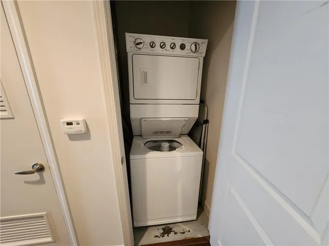 $1,795 | 44 Peachtree Place Northeast, Unit 1327, Atlanta, GA 30309