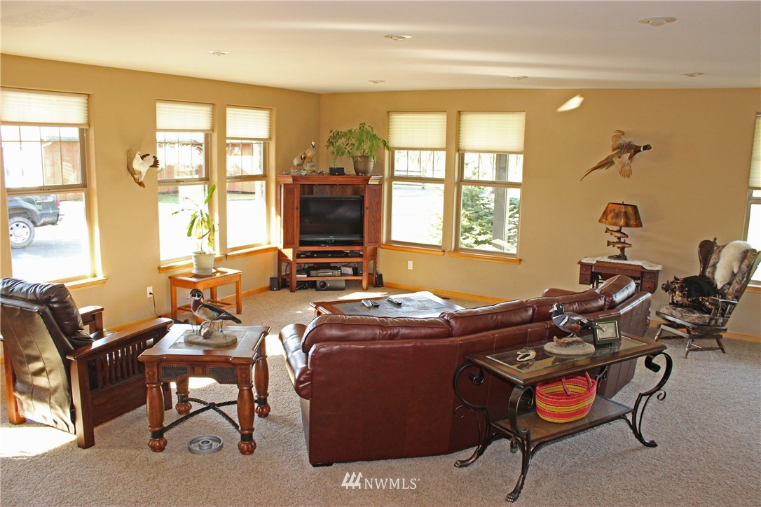 8041 183rd Avenue Southwest Rochester, WA 98579 - Photo 13 of 24
