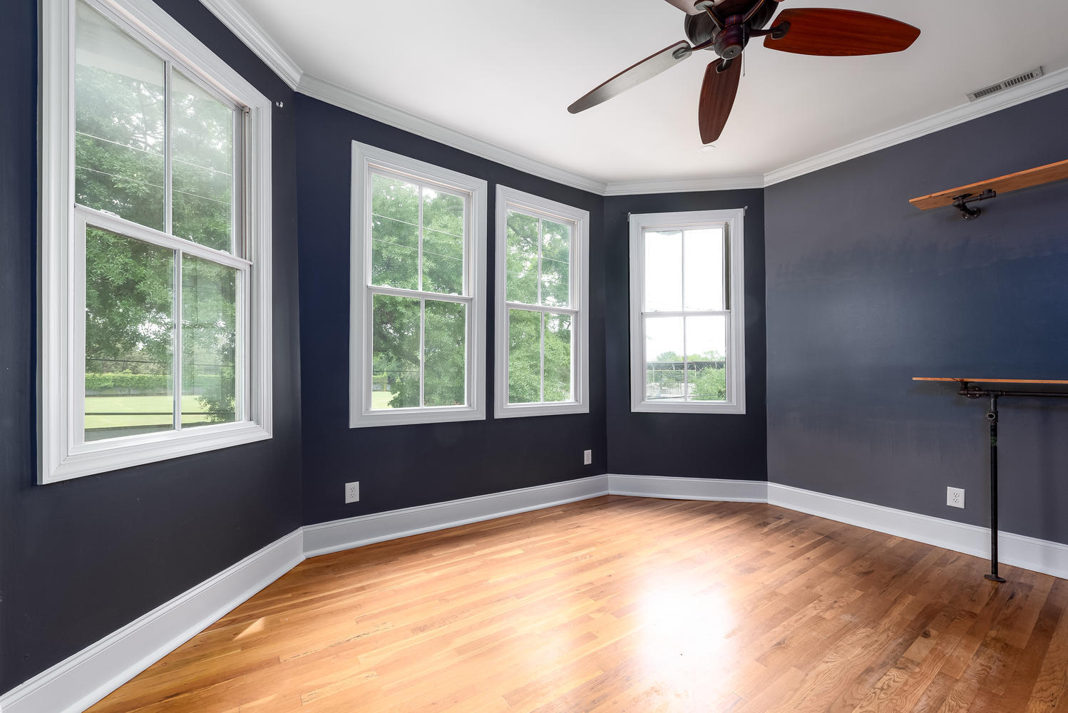 706 Rutledge Avenue Charleston, SC 29403 - Photo 31 of 43 706 Rutledge Avenue Unit B-large-011-009