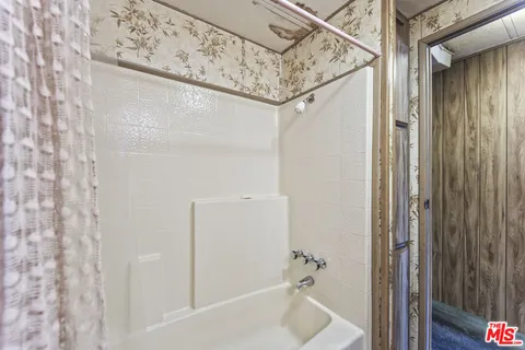 $145,000 | 6545 Wilbur Avenue, Unit 18, Reseda, CA 91335