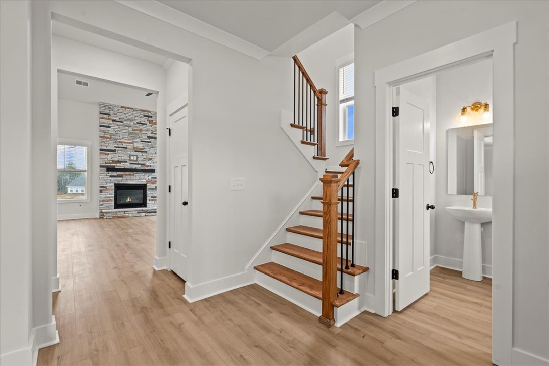 513 Grasshopper Court Anderson, SC 29621 - Photo 3 of 40