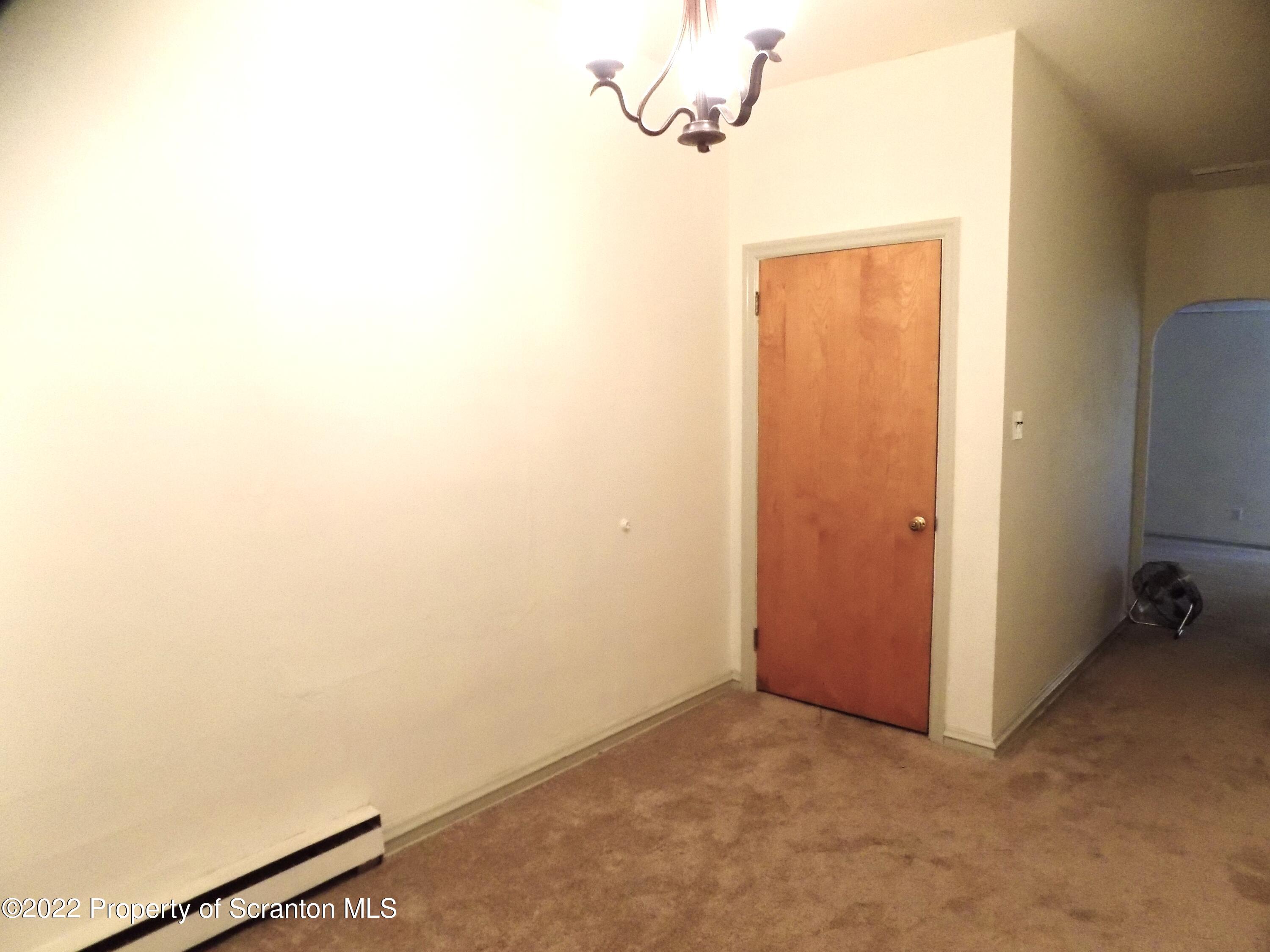 624 Court Street Scranton, PA 18508 - Photo 10 of 13