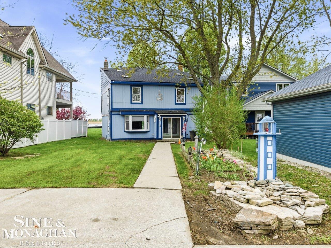 6143 Pointe Tremble Road Algonac, MI 48001 - Photo 8 of 47