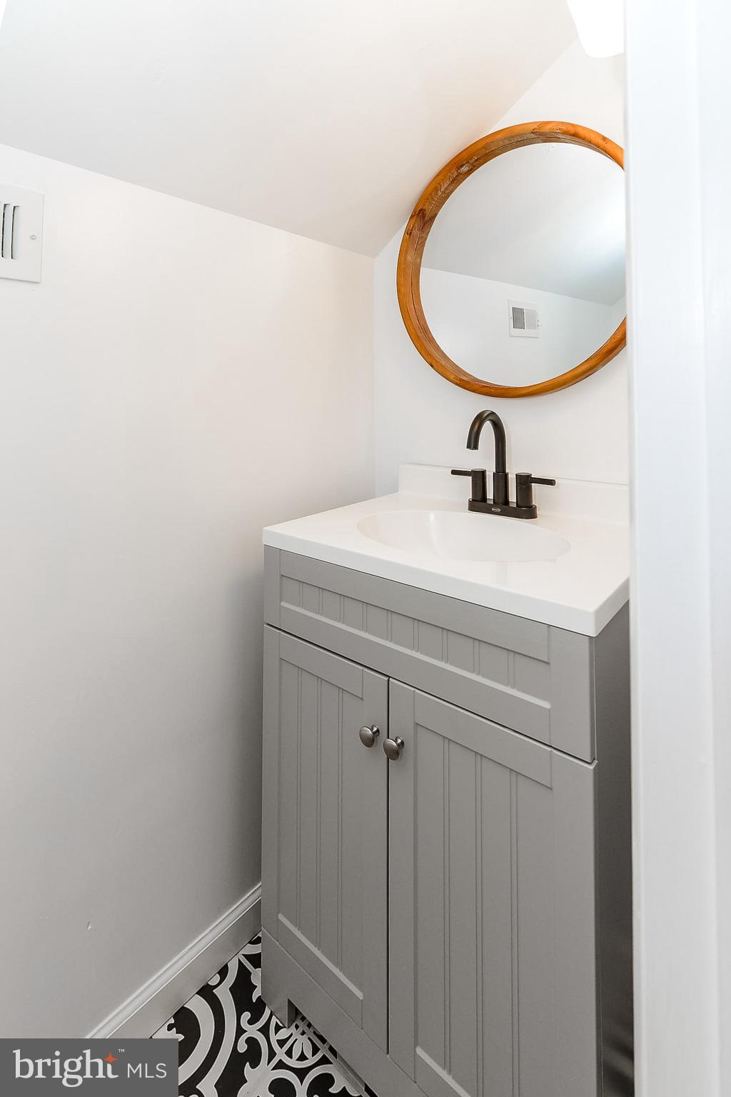 30951 East Line Road Delmar, MD 21875 - Photo 28 of 38