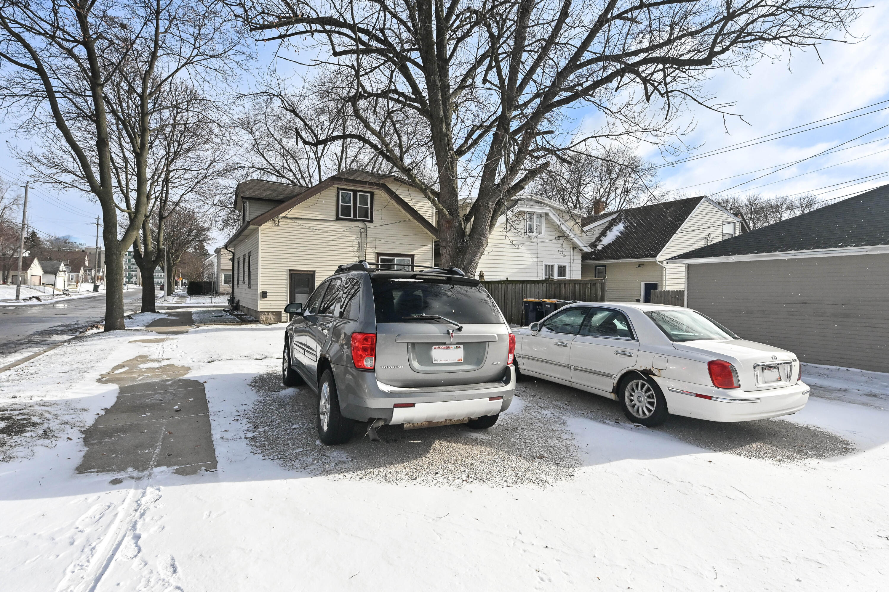 2001 South 90th Street West Allis, WI 53227 - Photo 25 of 25 Parking Spaces