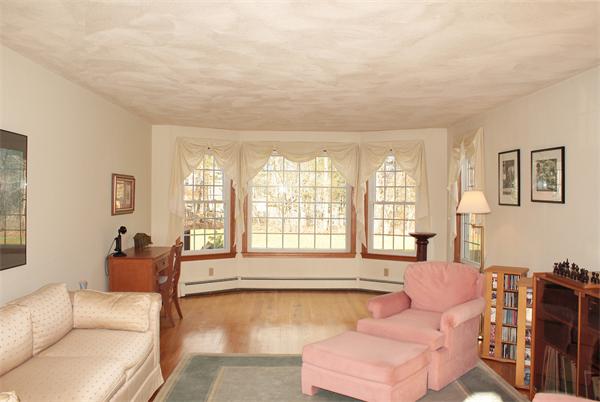 35 Joshua Road Wrentham, MA 02093 - Photo 16 of 30 Gallery Image 16