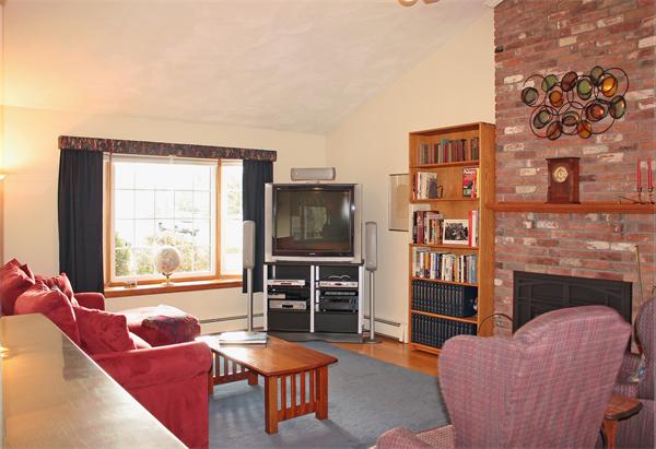 35 Joshua Road Wrentham, MA 02093 - Photo 22 of 30 Gallery Image 22