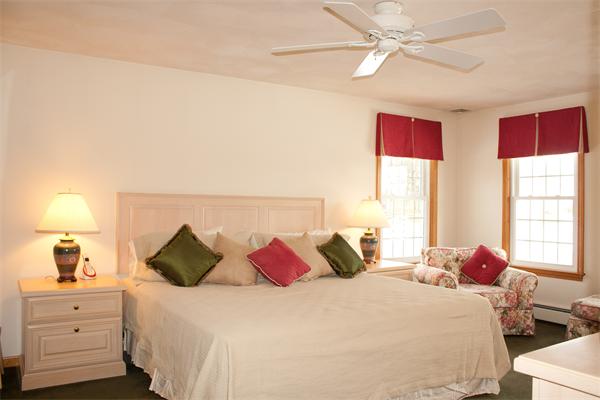 35 Joshua Road Wrentham, MA 02093 - Photo 29 of 30 Gallery Image 29
