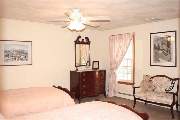 35 Joshua Road Wrentham, MA 02093 - Photo 7 of 30 Gallery Image 7