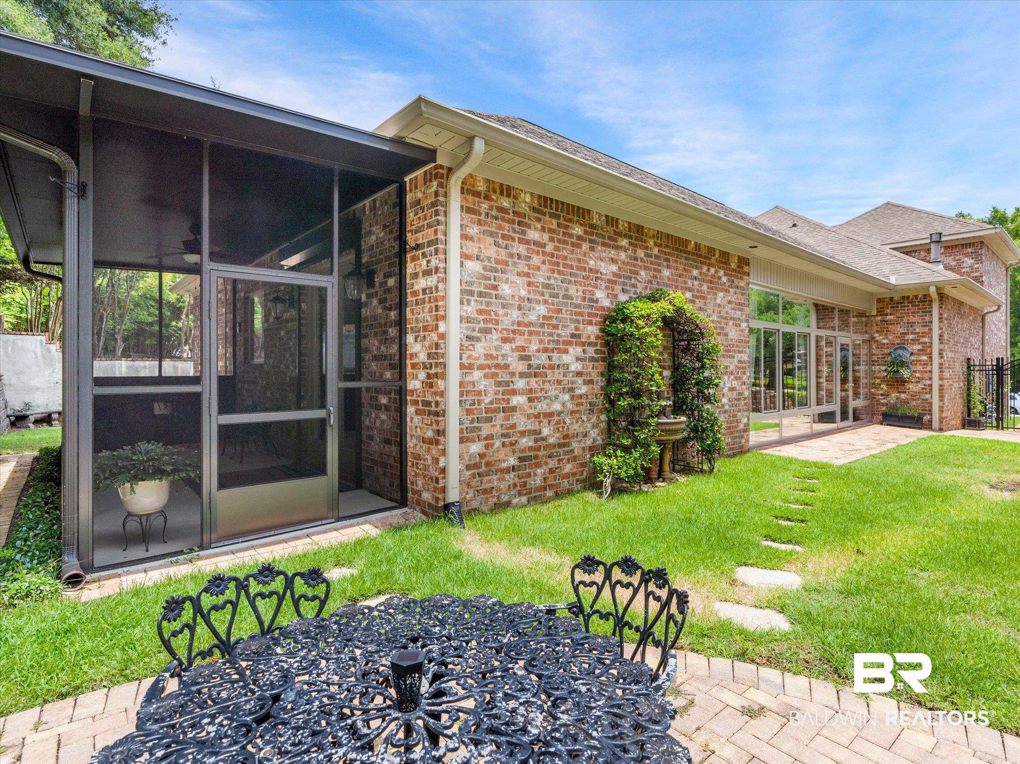 804 Country Club Road Mobile, AL 36609 - Photo 38 of 63 Exterior space with a sunroom