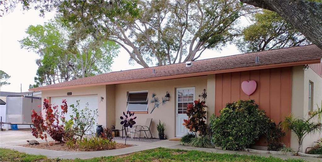 868 Nantucket Road Venice, FL 34293 - Photo 1 of 1 Front of House
