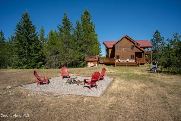 $1,949,000 | 8899 Coeur D'Alene Drive, Spirit Lake, ID 83869