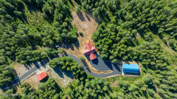 $1,949,000 | 8899 Coeur D'Alene Drive, Spirit Lake, ID 83869