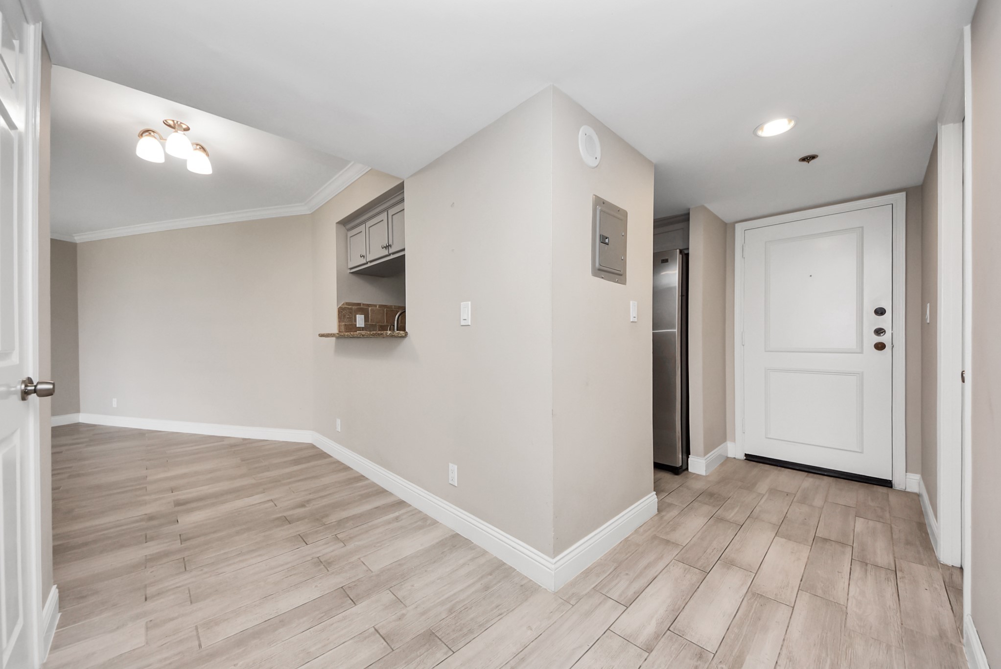 3525 Sage Road, Unit 1701 Houston, TX 77056 - Photo 4 of 50