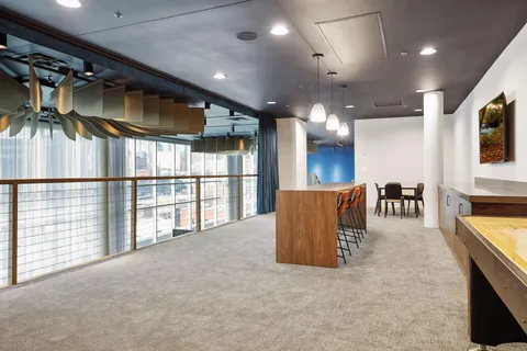 $1,100,000 | 215 10th Avenue South, Unit 708, Minneapolis, MN 55415