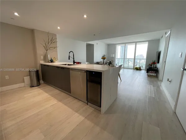 $4,300 | 50 Biscayne Boulevard, Unit 2611, Miami, FL 33132