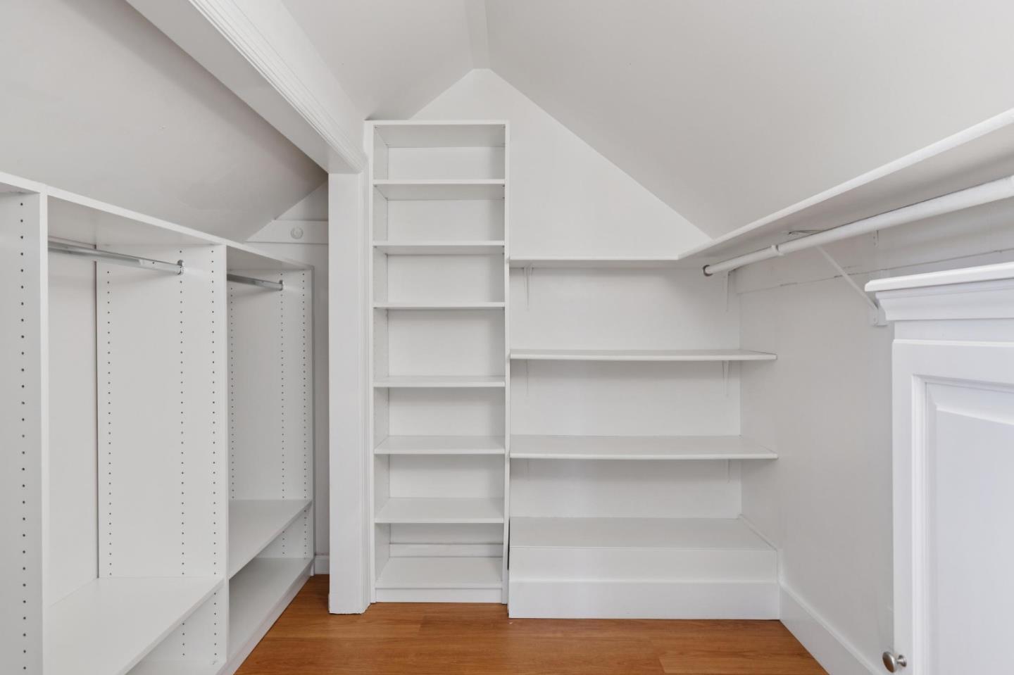 220 Channing Road Burlingame, CA 94010 - Photo 26 of 40 Gallery Image 26