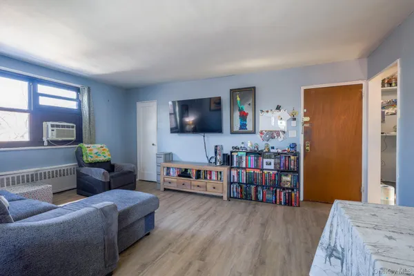 $288,888 | 201-02 19th Avenue, Unit 2142 | Clearview