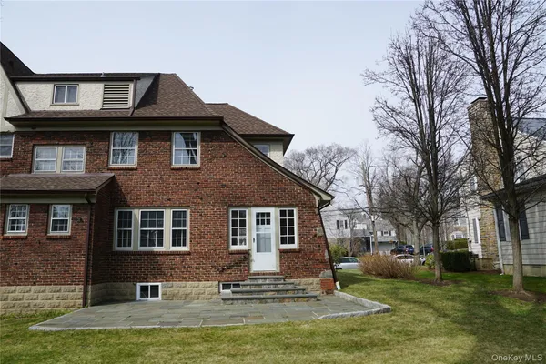 $9,507 | 16 Bon Air Avenue, New Rochelle, NY 10804