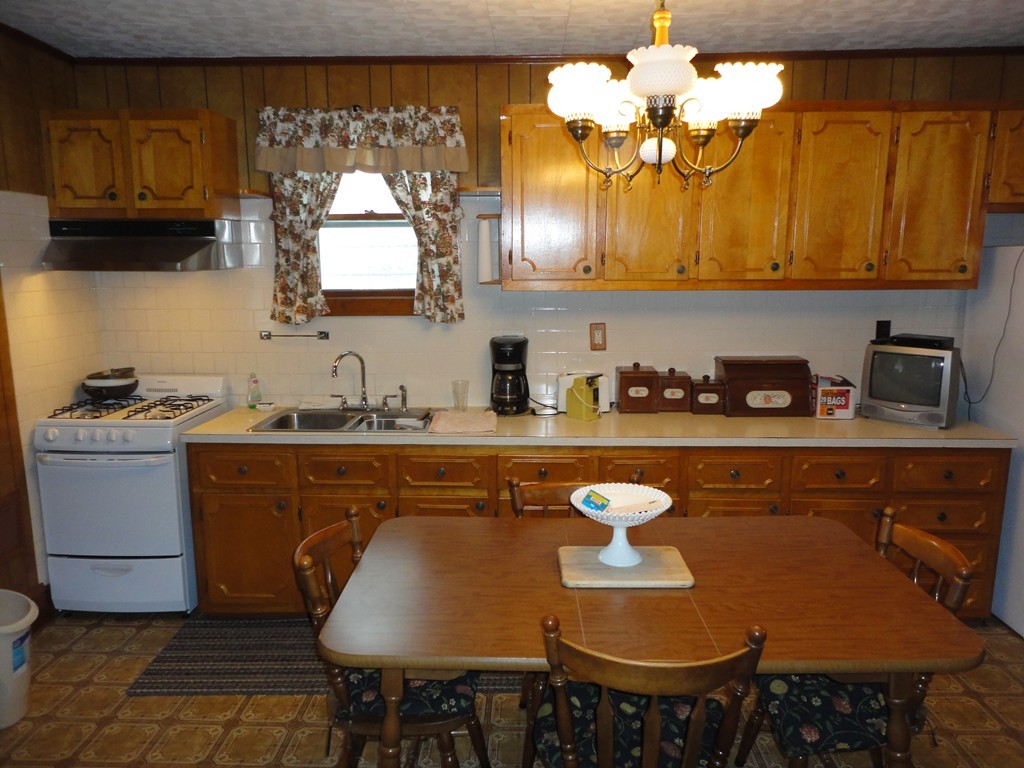 267 Third Street Fall River, MA 02721 - Photo 4 of 15