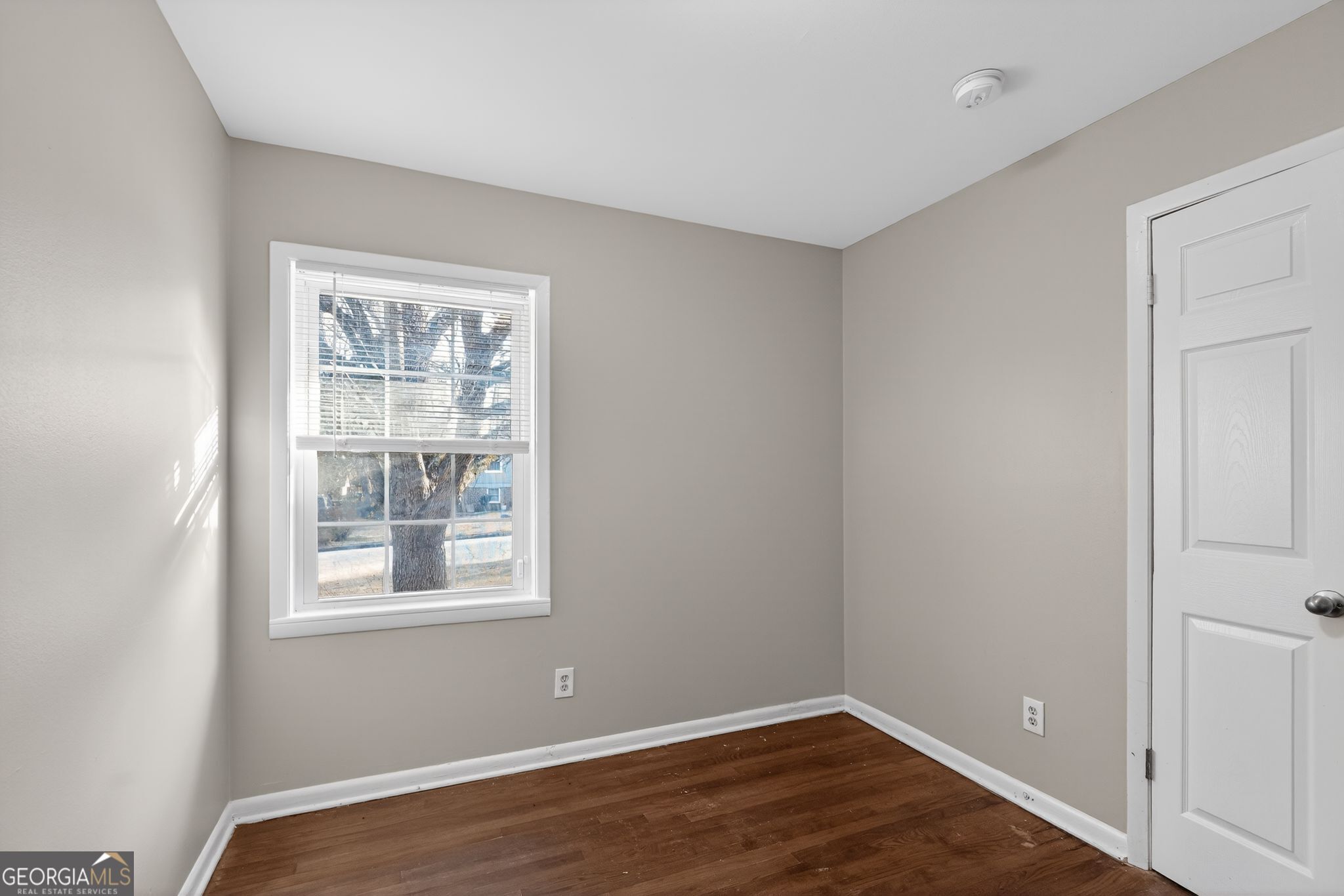 90 Jonathan Road Riverdale, GA 30274 - Photo 13 of 35