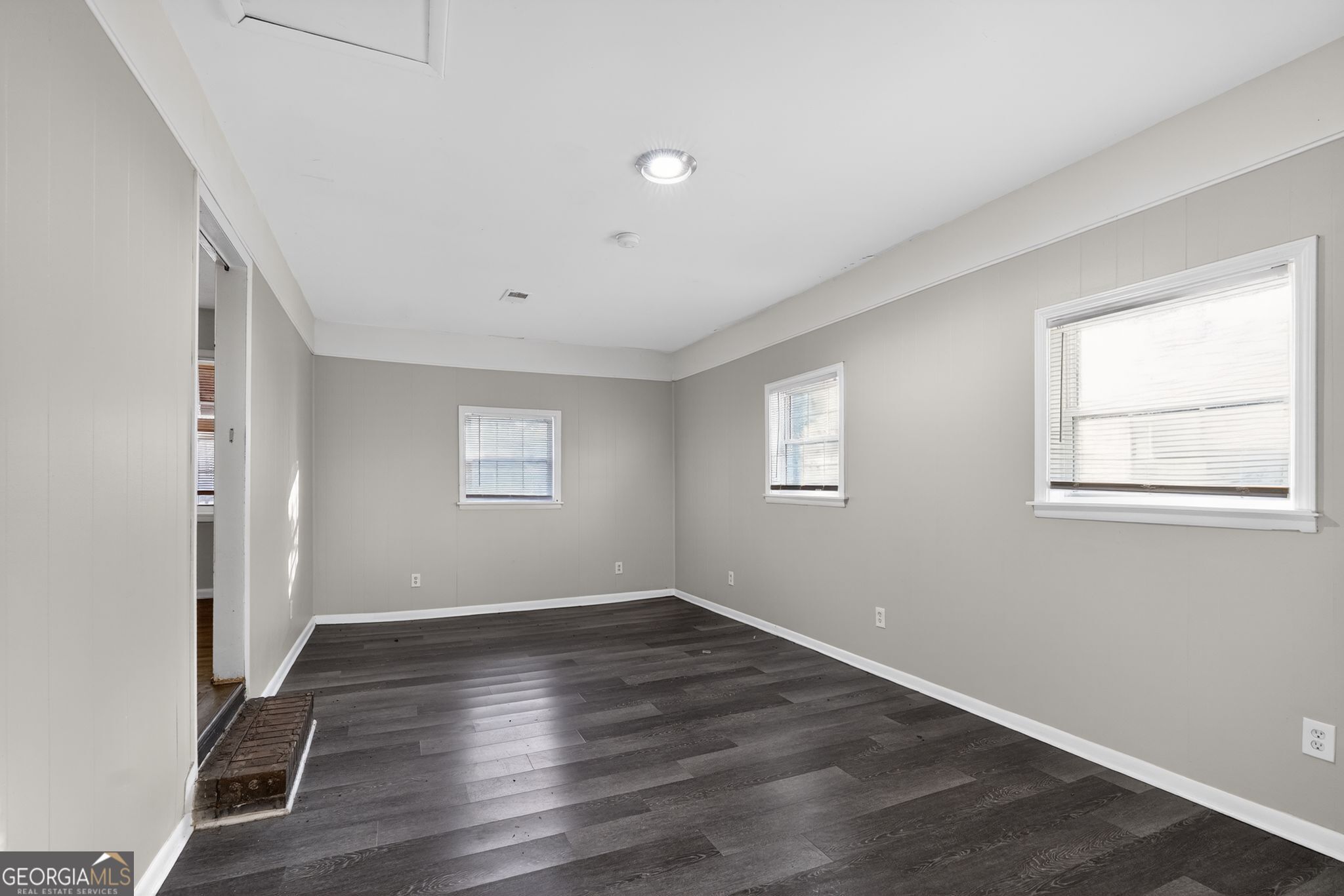 90 Jonathan Road Riverdale, GA 30274 - Photo 16 of 35