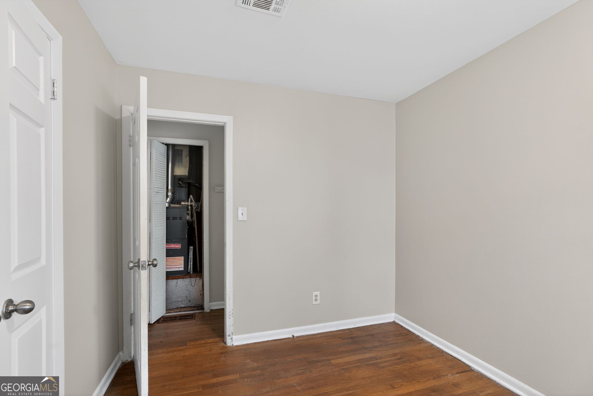 90 Jonathan Road Riverdale, GA 30274 - Photo 29 of 35