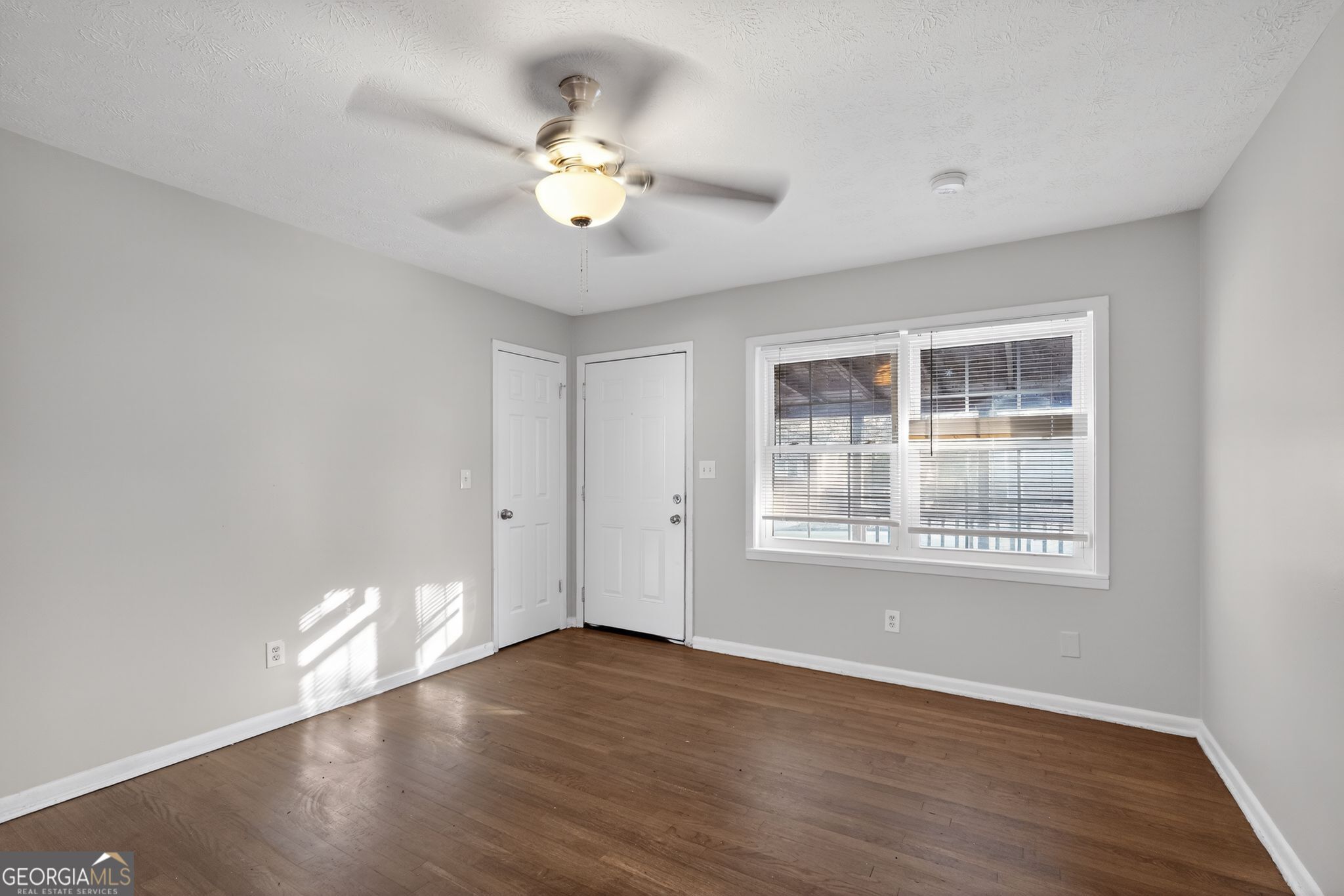 90 Jonathan Road Riverdale, GA 30274 - Photo 7 of 35