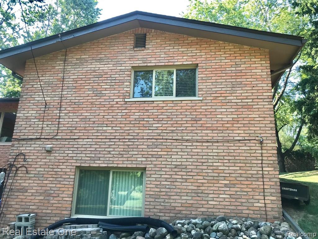 865 Viewland Drive Rochester Hills, MI 48309 - Photo 25 of 90