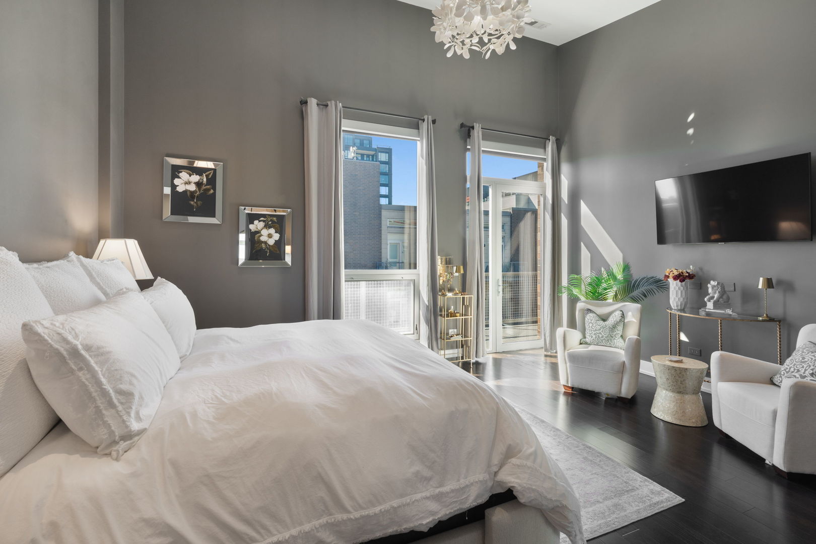 18 North Carpenter Street, Unit PHS Chicago, IL 60607 - Photo 12 of 30 Gallery Image 12