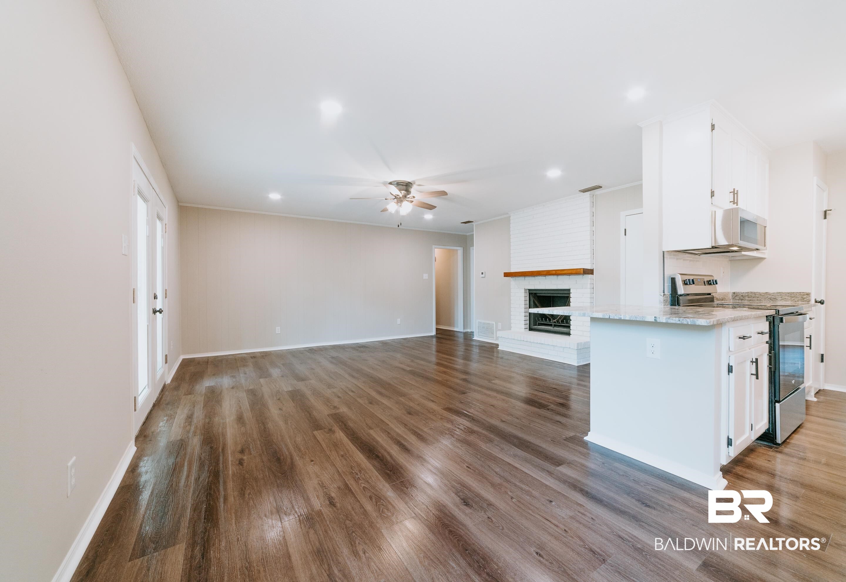 2322 Greenleaf Court Mobile, AL 36693 - Photo 5 of 29