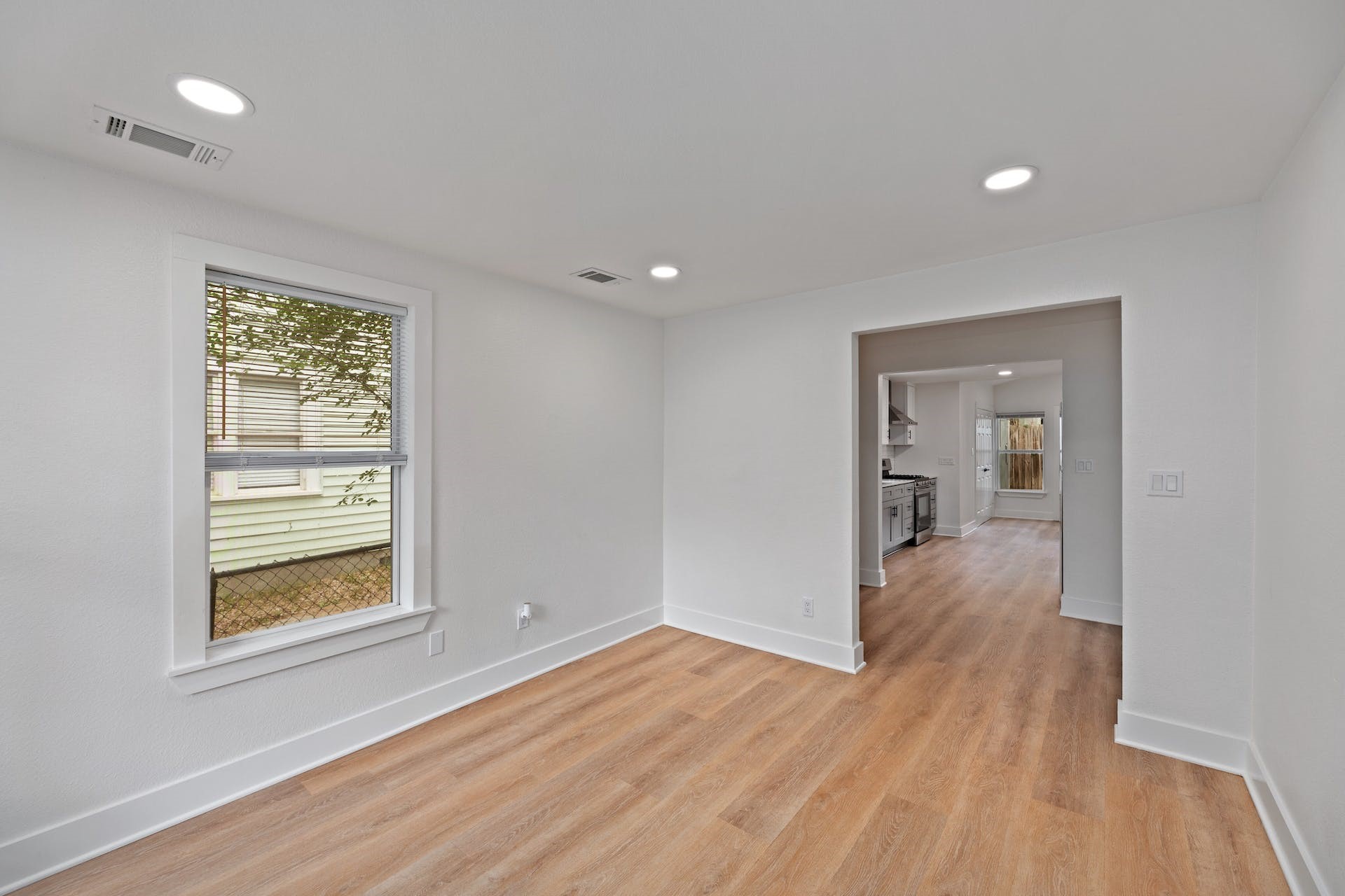 2208 Santa Rita Street Austin, TX 78702 - Photo 5 of 24