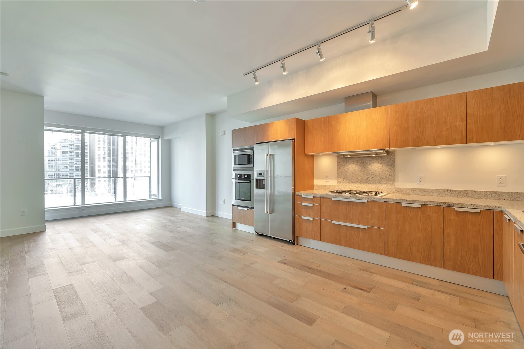 1920 4th Avenue, Unit 810 Seattle, WA 98101 - Photo 12 of 30