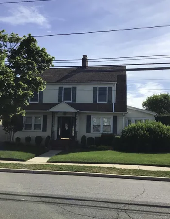 $1,600,000 | 458 Oakland Avenue, Cedarhurst, NY 11516