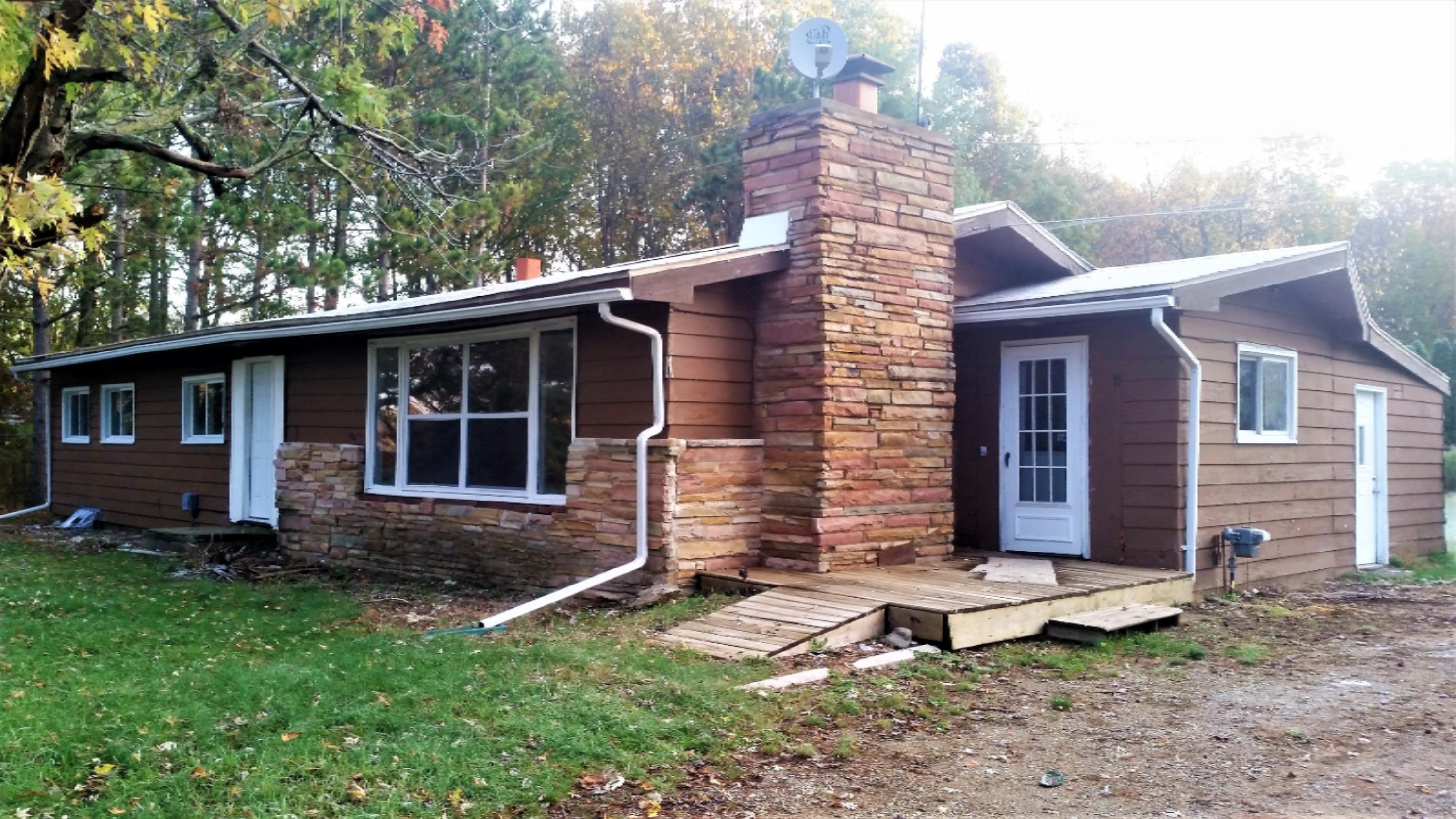 8238 Ravine Road Kalamazoo, MI 49009 - Photo 1 of 28 20171026_083005