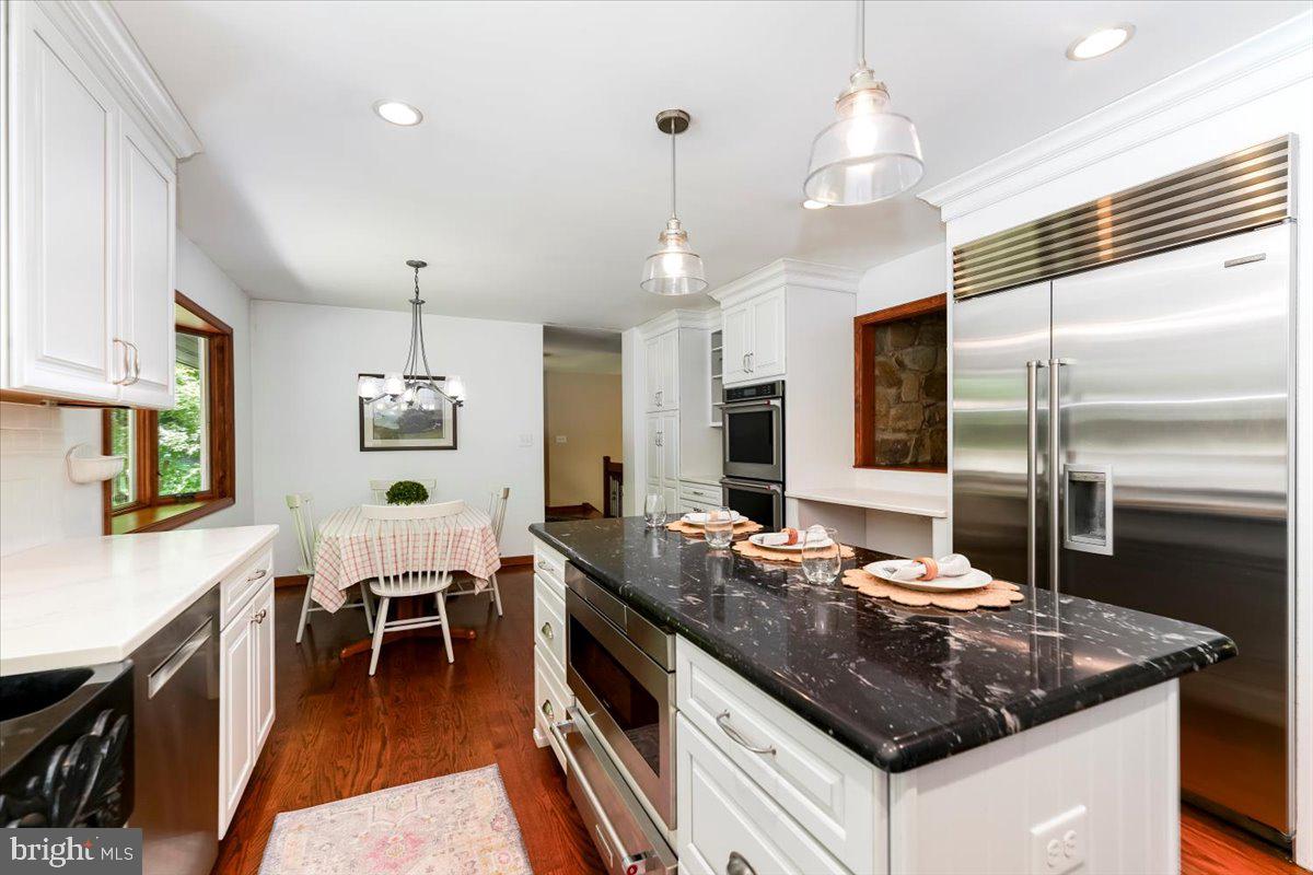 1012 Garrett Mill Road Newtown Square, PA 19073 - Photo 14 of 76 Kitchen
